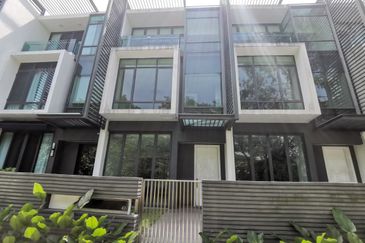 East Residence @ KLGCC