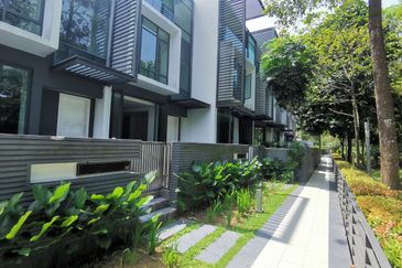 East Residence @ KLGCC