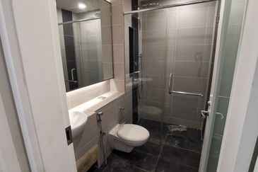 East Residence @ KLGCC