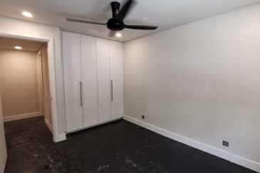 East Residence @ KLGCC