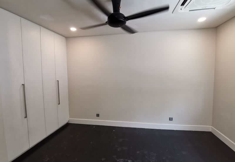 East Residence @ KLGCC