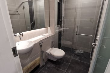 East Residence @ KLGCC