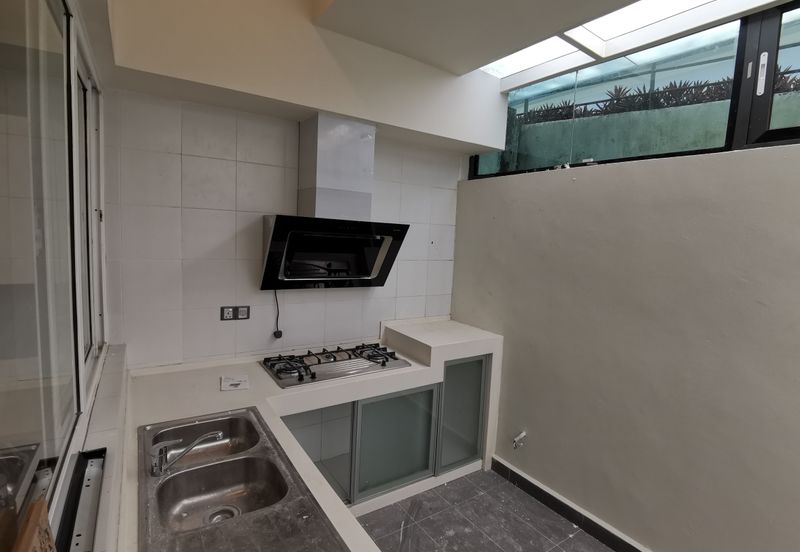 East Residence @ KLGCC