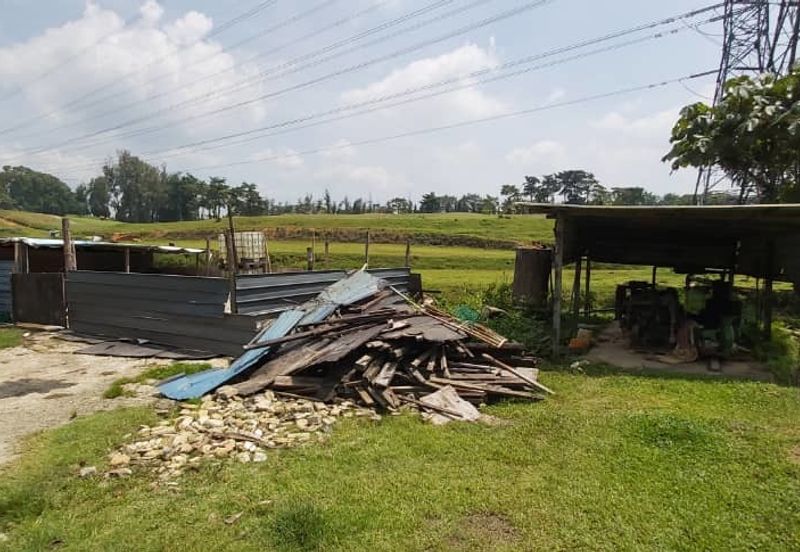 Kuang Freehold land facing Golf Course