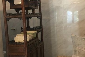 Bagan Lalang Beach Front Villa with swimming pool 