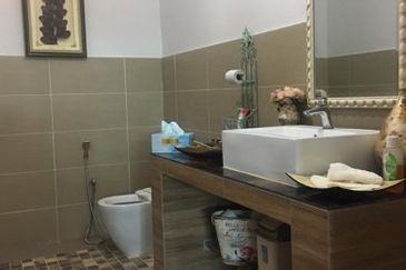 Bagan Lalang Beach Front Villa with swimming pool 