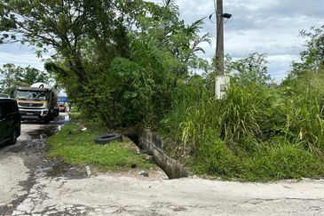 Taman Serendah Industrial Land For Sale