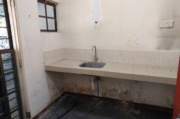 Big Land Freehold Single Sty Bungalow Old Klang Road