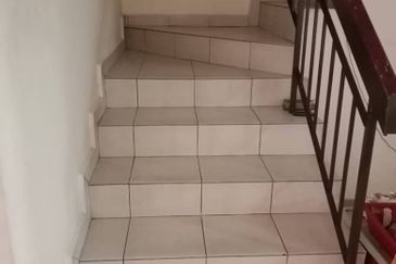 Taman Amanputra, Puchong South