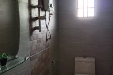 Taman Amanputra, Puchong South