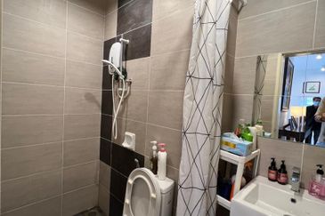 MIDHILLS, GENTING PERMAI AVENUE