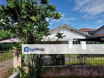 Kg Melayu Ampang Single Storey Big land, Selangor, Ampang