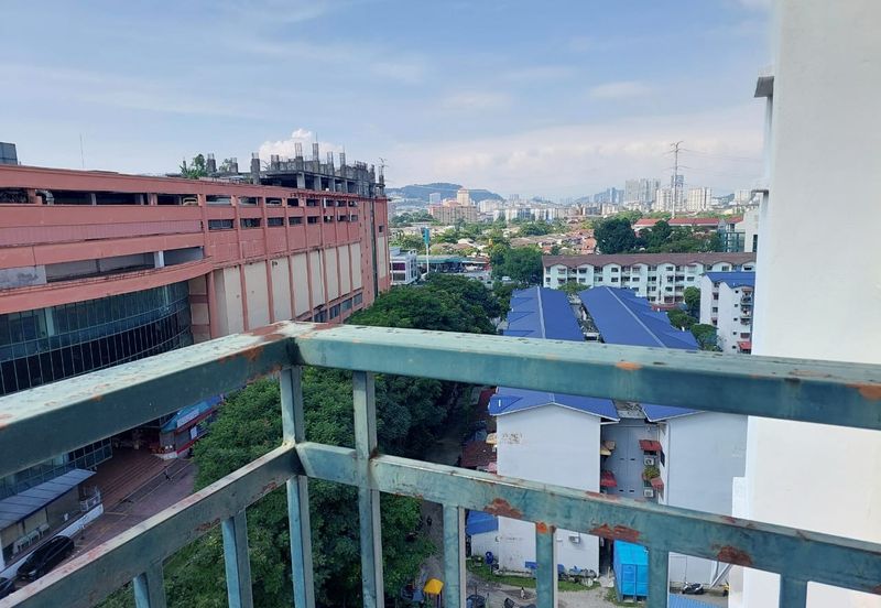 Sri Ampang Mas Condo Corner lot with 2 carpark