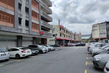 Bandar Bukit Raja @Taipan