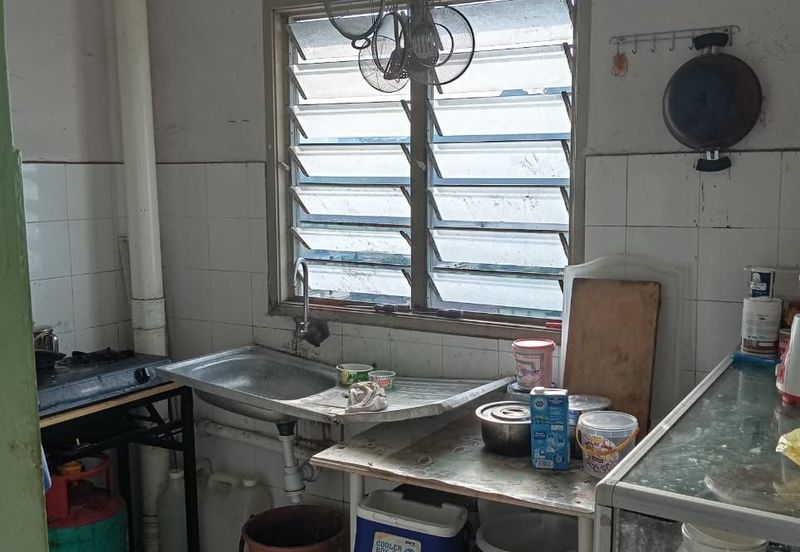 Bandar Tasik Selatan Low Cost Flat