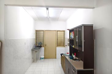 Sri Baiduri Apartment