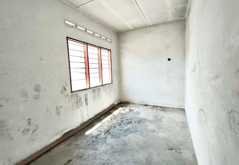 Taman Langat Jaya, Banting