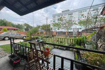 Seksyen 3, Shah Alam