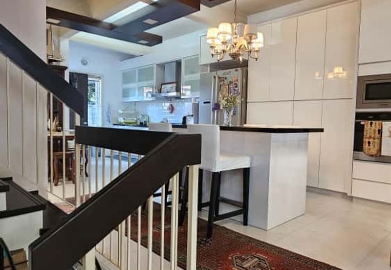 Beautiful renovated and well maintained property