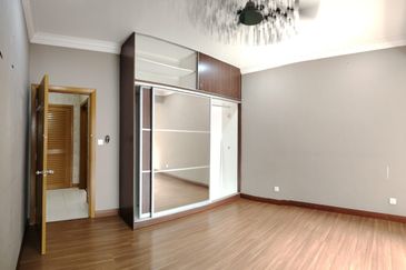 Seri Maya Condominium