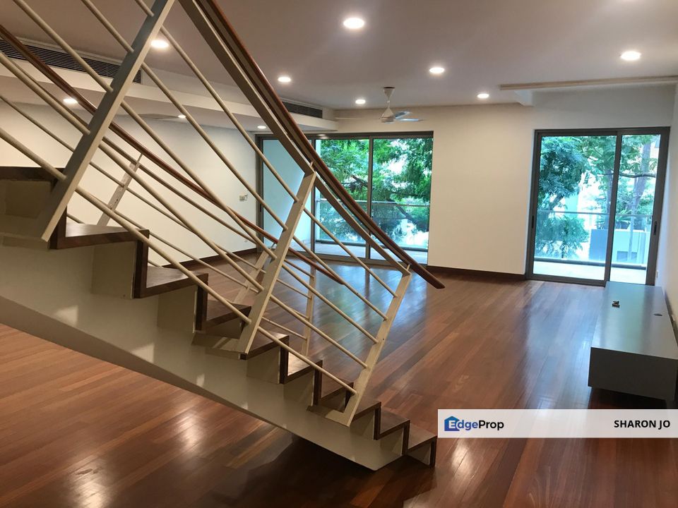 Spacious Unit and strategic location, Kuala Lumpur, Taman U-Thant