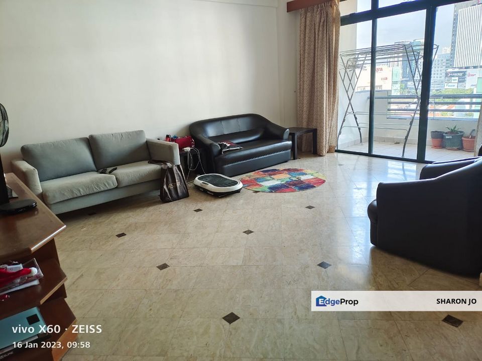 The Istara (opposite Tun Hussein Eye Hospital, Selangor, Petaling Jaya