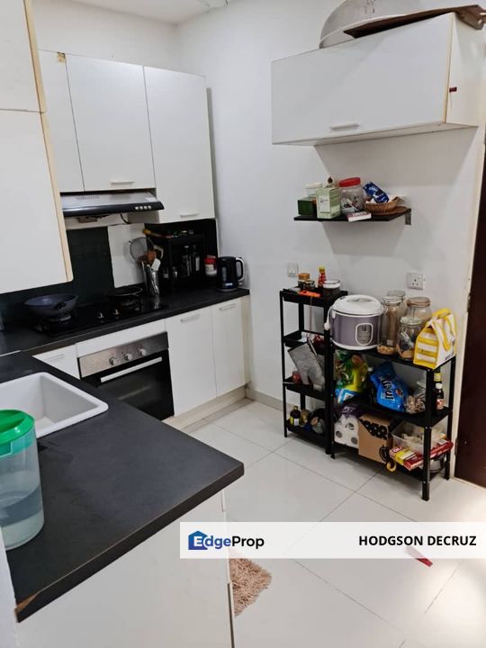 Well kept Double Storey Terrace Intermediate House For Sale, Selangor, Petaling Jaya