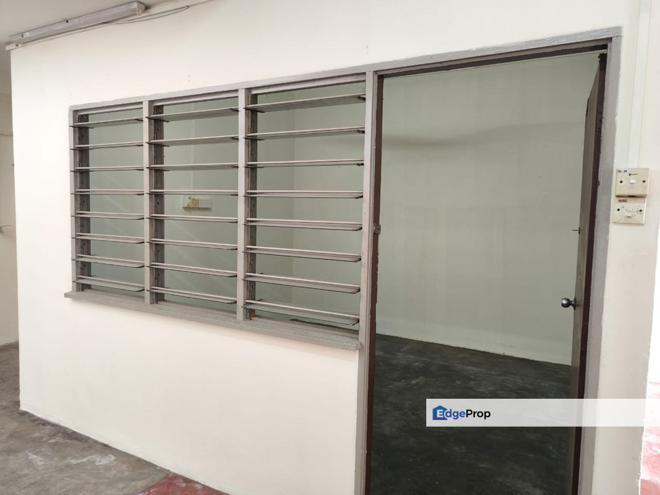 Single Storey Terrace House Newly Painted SS 3 PJ For Sale, Selangor, Petaling Jaya