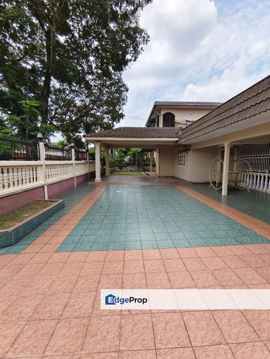 Prosperous House number 1.5 Storey Bungalow For Sale SS 3 Petaling Jaya, Selangor, Petaling Jaya