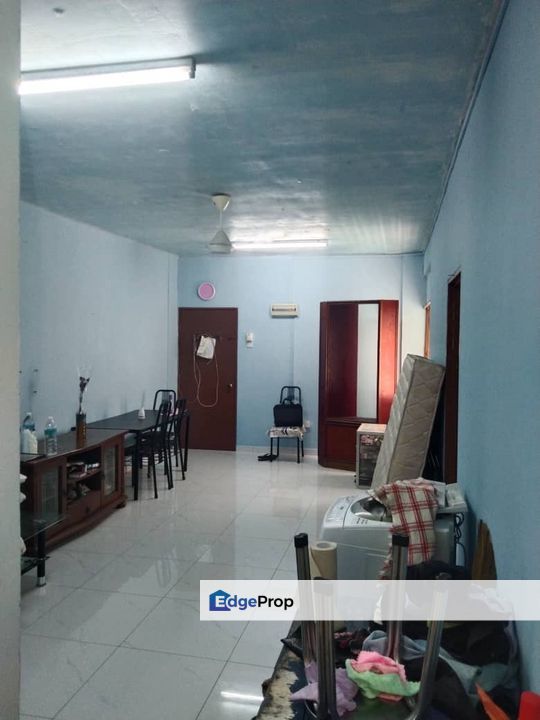 Puchong Utama Court 1 For Sale Below Market Value, Selangor, Puchong