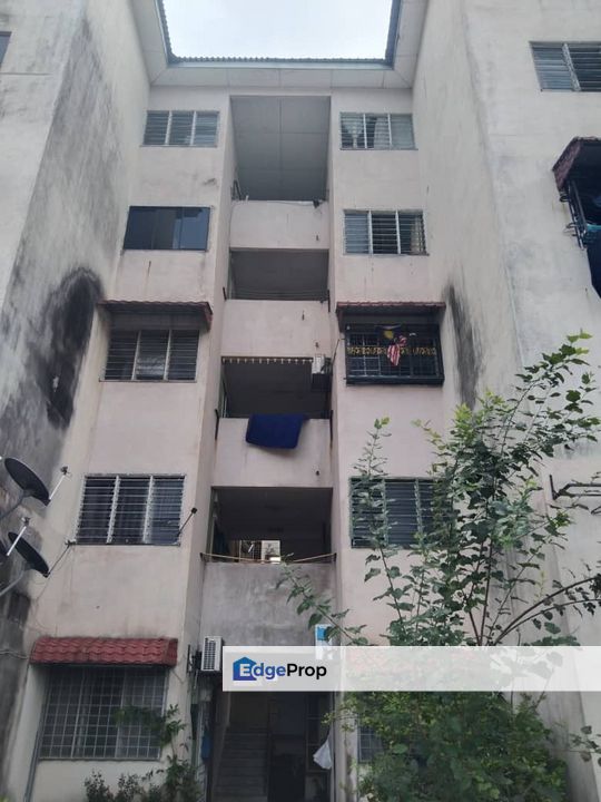 Puchong Utama Court 1 For Sale Below Market Value, Selangor, Puchong