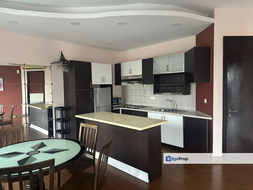 Nice Unit PJ8 Service Suite PJ For Sale, Selangor, Petaling Jaya