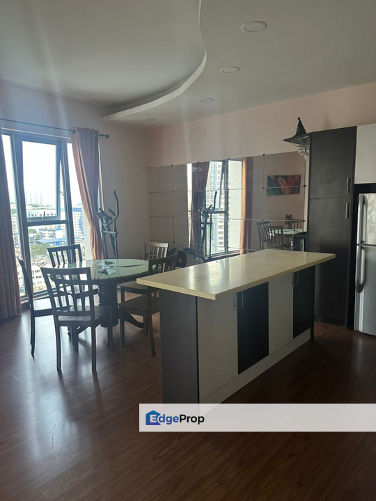 Nice Unit PJ8 Service Suite PJ For Sale, Selangor, Petaling Jaya