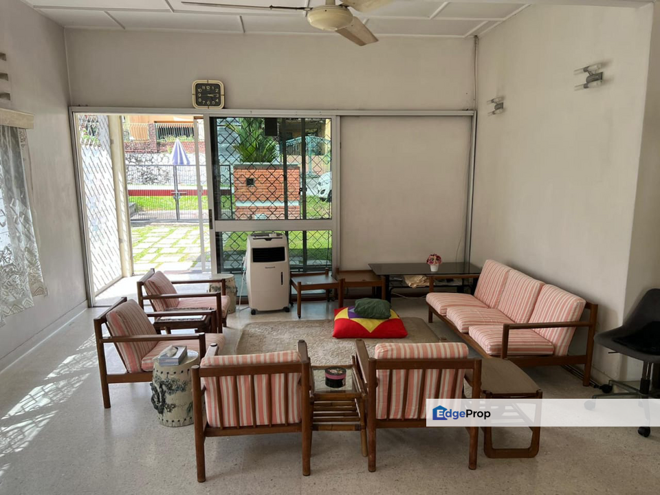 Dual Entrance Bungalow SS 3 Petaling Jaya For Sale, Selangor, Kelana Jaya