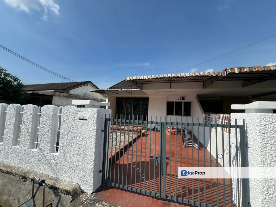 Well Kept Single Storey House Taman Klang Jaya For Rent, Selangor, Klang