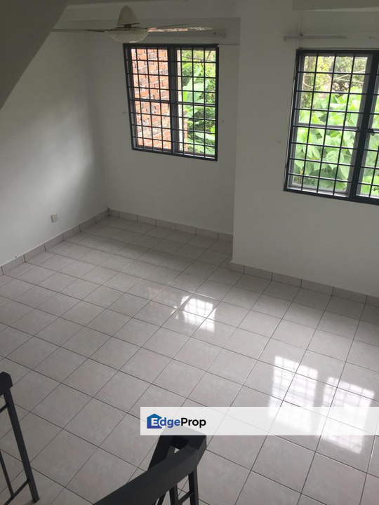 Well Kept Town House Taman Sri Gombak For Rental, Selangor, Batu Caves 
