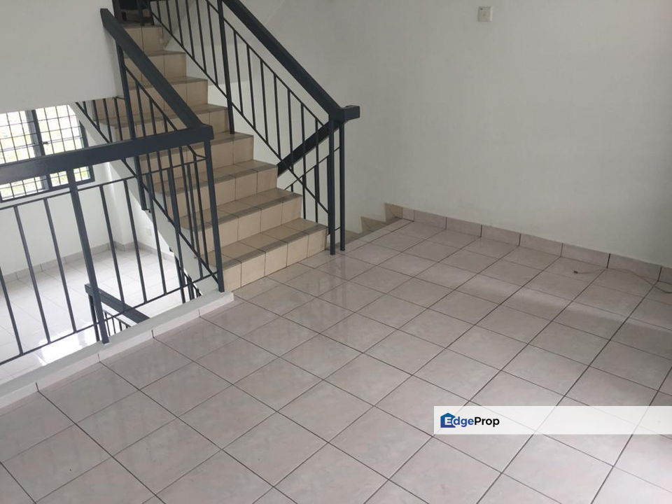 Well Kept Town House Taman Sri Gombak For Rental, Selangor, Batu Caves 