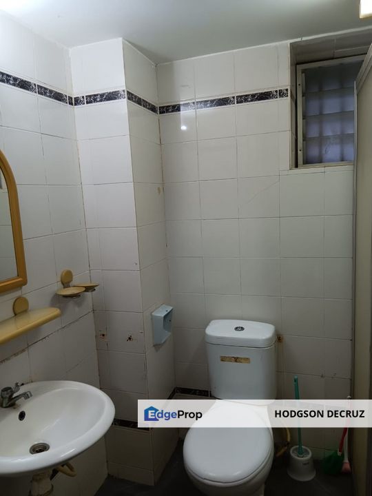 Renovated Spacious Big Unit Ehsan Ria Condominium For Sale, Selangor, Petaling Jaya