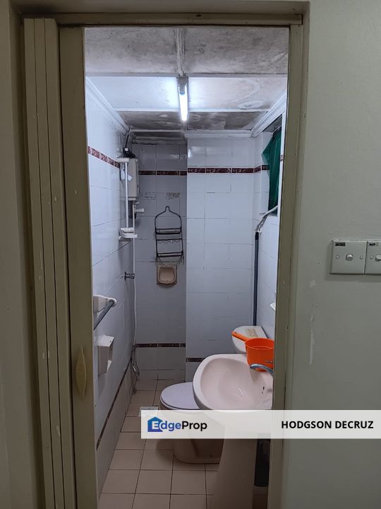 Renovated Spacious Big Unit Ehsan Ria Condominium For Sale, Selangor, Petaling Jaya