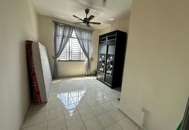 Indah Court Apartment