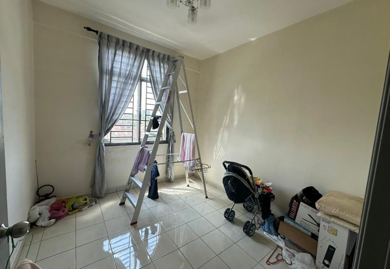 Indah Court Apartment