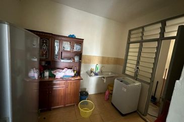 Indah Court Apartment