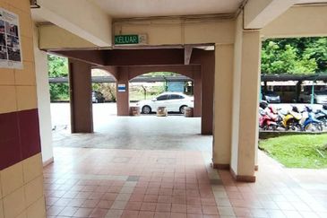 Sri Kenari Apartment