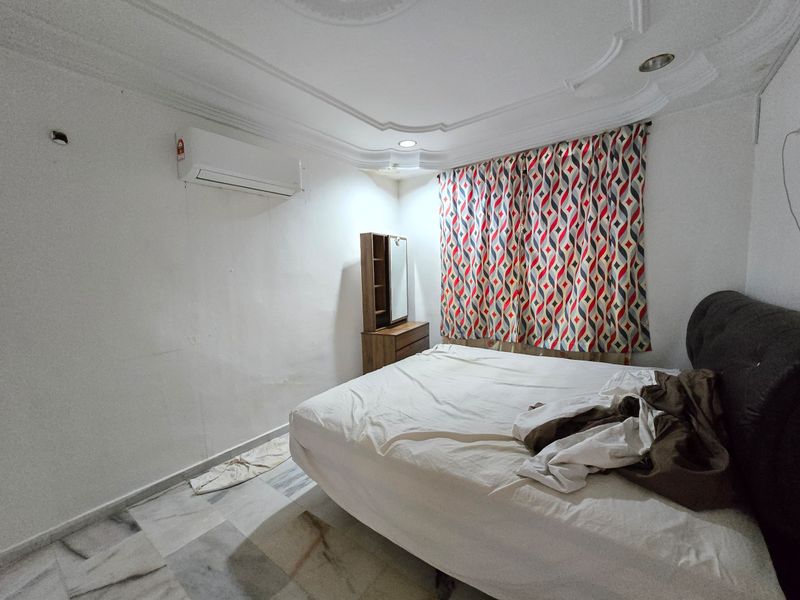 Taman Universiti , Jalan Kejayaan Renovated , Single Low Cost House , Johor, Skudai