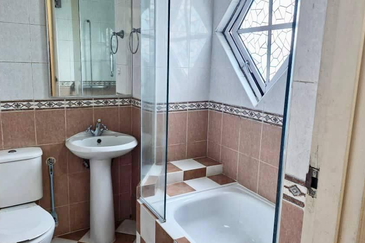 Pangsapuri Orchid View Luxury Apartment