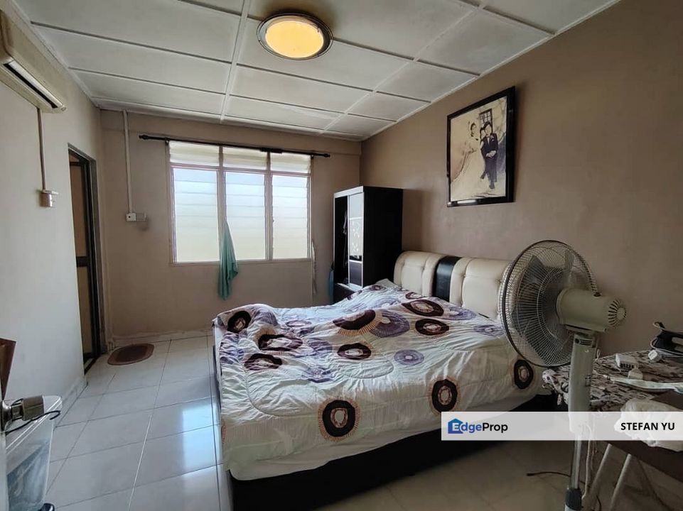 Selesa Jaya Medium Cost Apartment  / Sri Bayu / Full Loan / Renoavted , Johor, Skudai