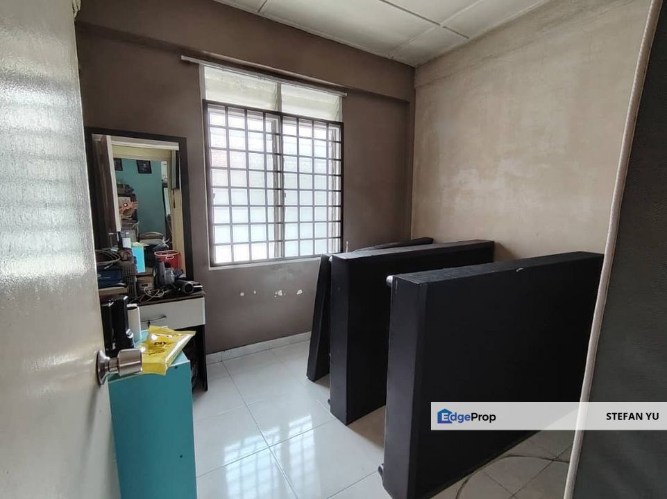 Selesa Jaya Medium Cost Apartment  / Sri Bayu / Full Loan / Renoavted , Johor, Skudai