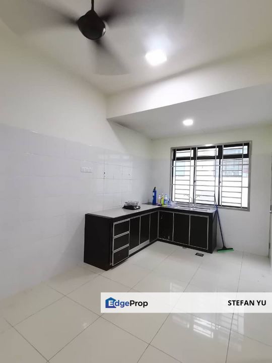 Bandar Dato Onn Jalan Perjiranan 15 / Double Storey House , Johor, Johor Bahru