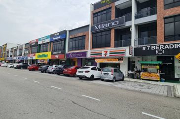 68 Avenue @ Gelang Patah