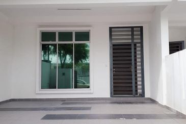 Austin Residence @Taman Mount Austin